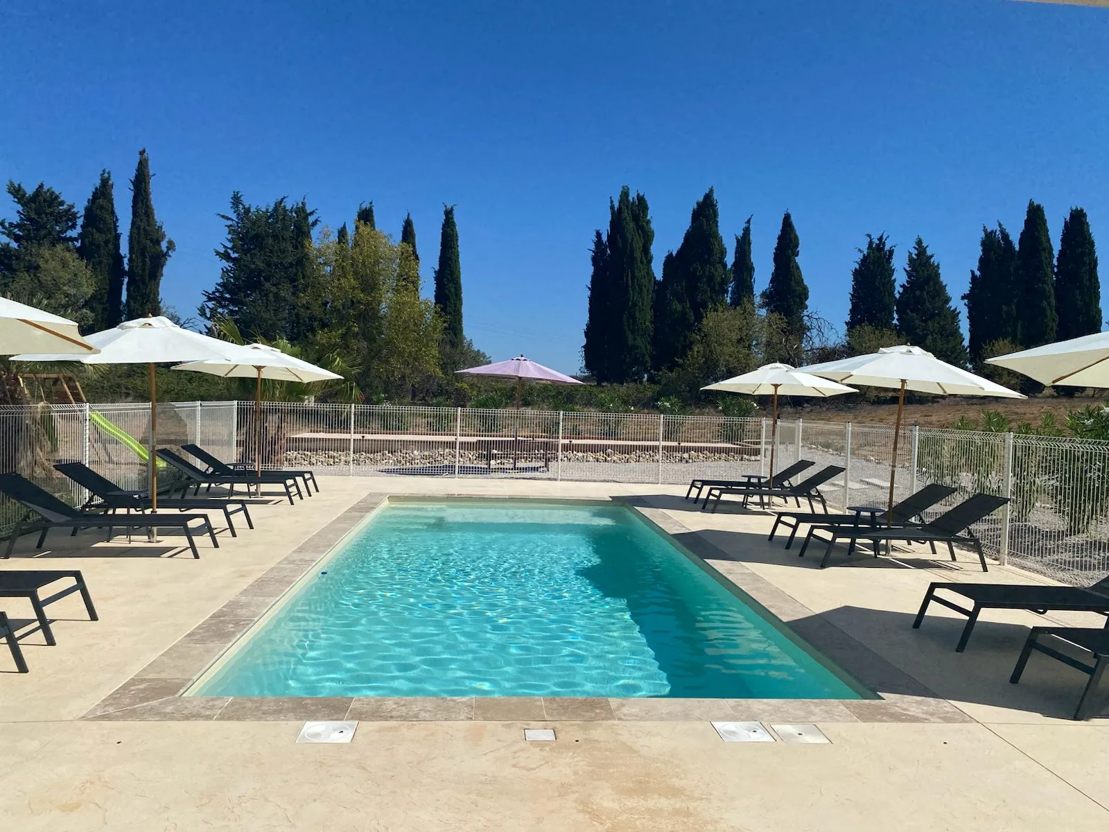 Piscine du Domaine Font Castel